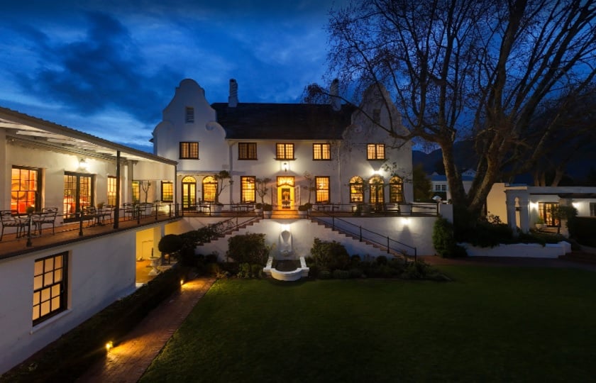 Stay 3 Nights at Sabi Sabi Private Game Reserve and 2 Nights Free at The Claremont Boutique Hotel (Cape Town)